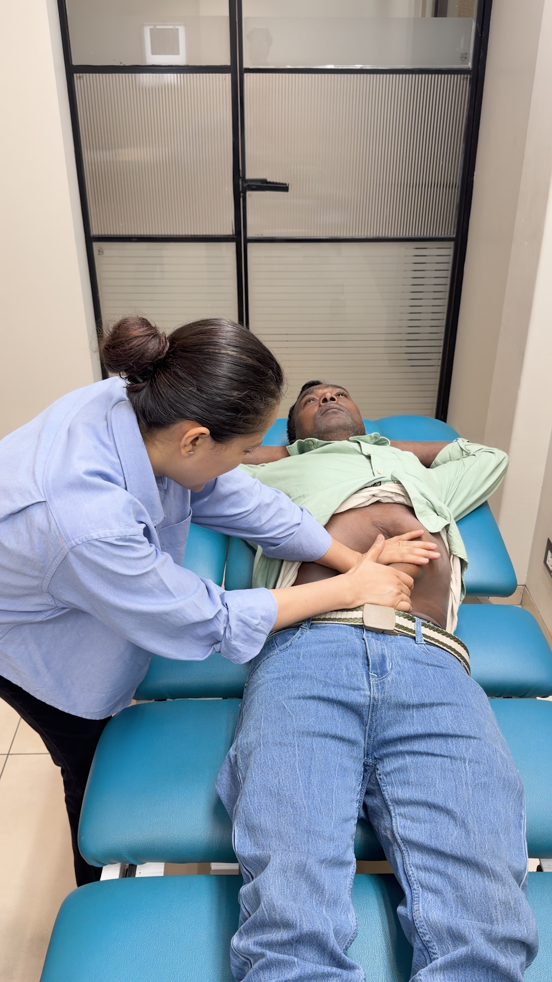 Navel Displacement