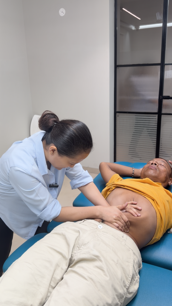 Navel Displacement